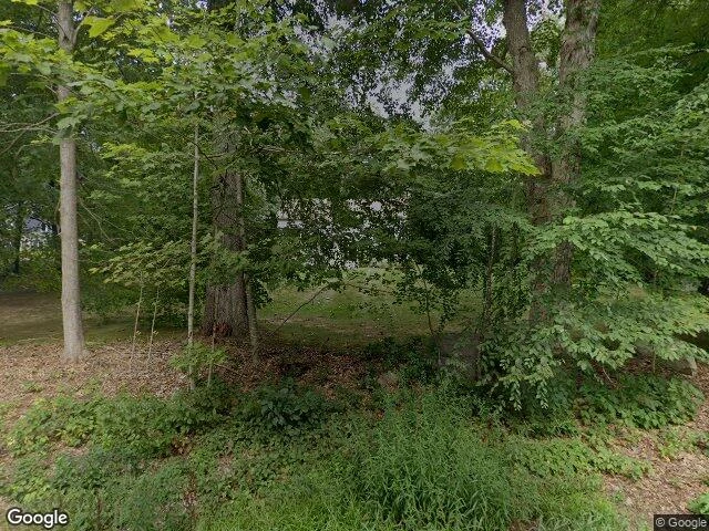 House image located at Clinton, CT 06413