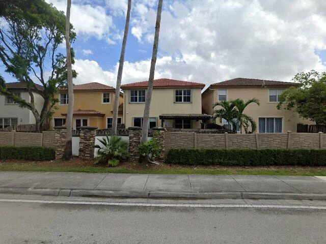 House image located at Miami, FL 33178