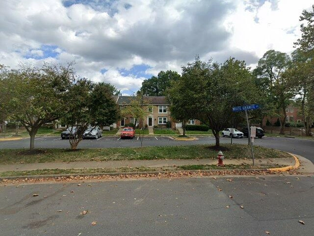 House image located at Oakton, VA 22124