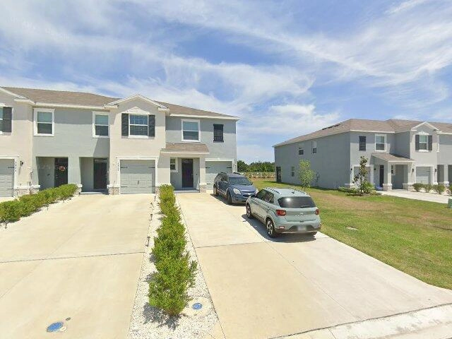 House image located at Plant City, FL 33565