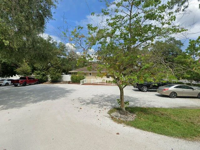 House image located at Labelle, FL 33935