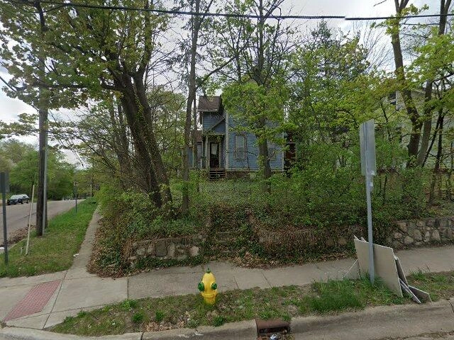 House image located at Kalamazoo, MI 49008