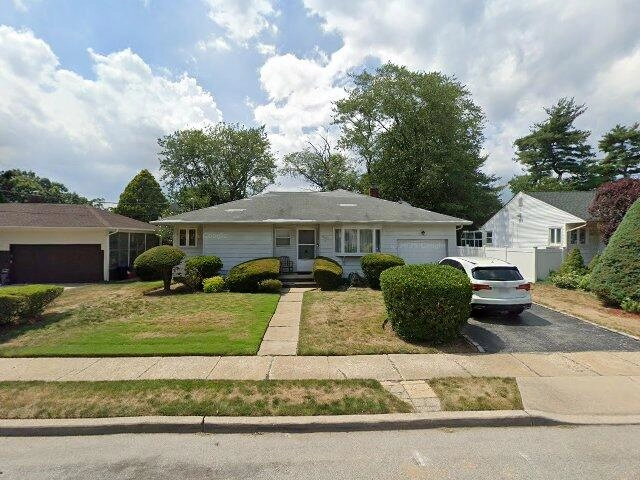 House image located at Valley Stream, NY 11580