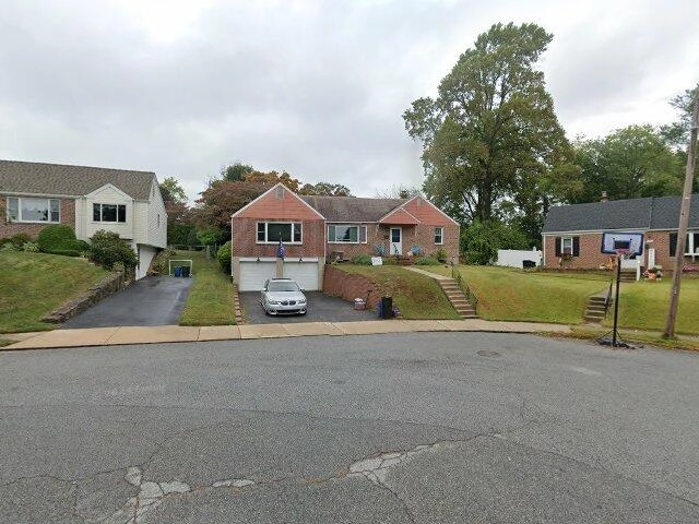House image located at Broomall, PA 19008