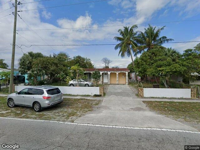 House image located at West Palm Beach, FL 33401