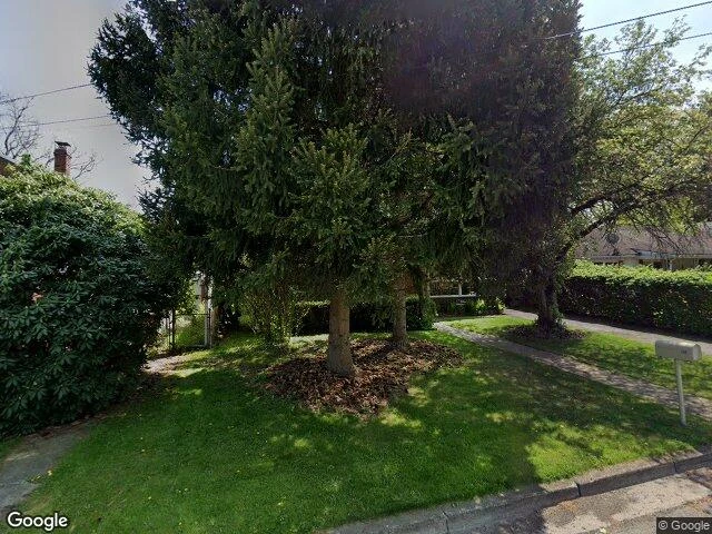 House image located at Endicott, NY 13760