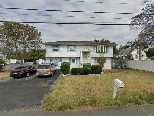 House image located at Deer Park, NY 11729