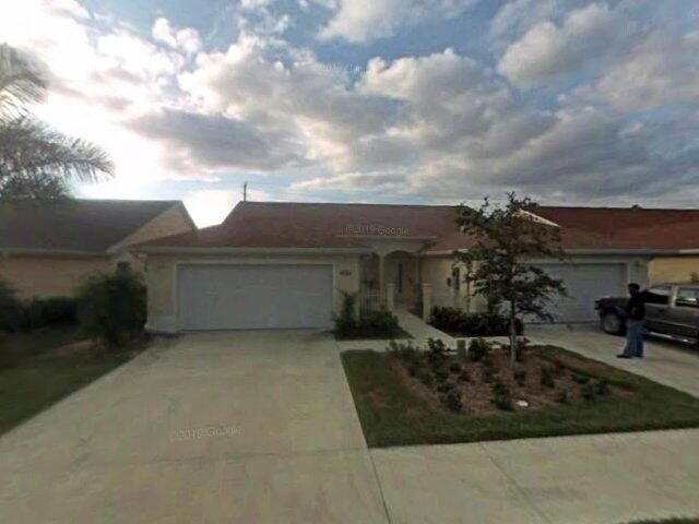 House image located at Naples, FL 34112