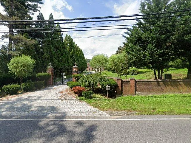 House image located at Port Washington, NY 11050