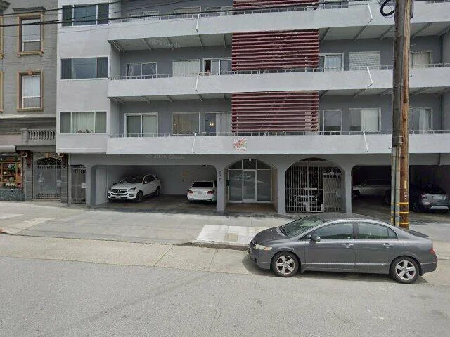 House image located at San Francisco, CA 94118