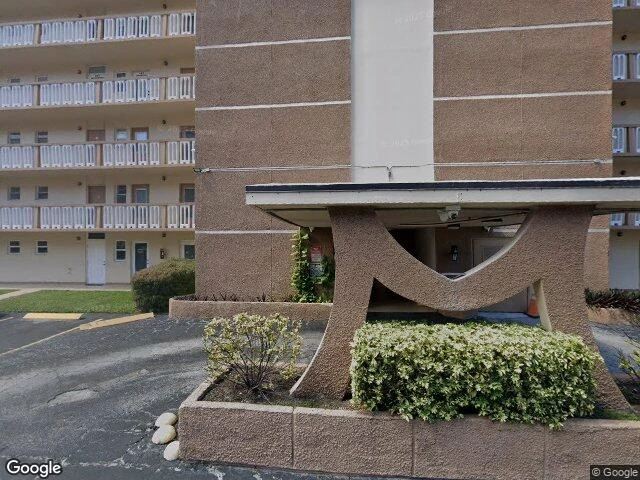 House image located at Hallandale, FL 33009