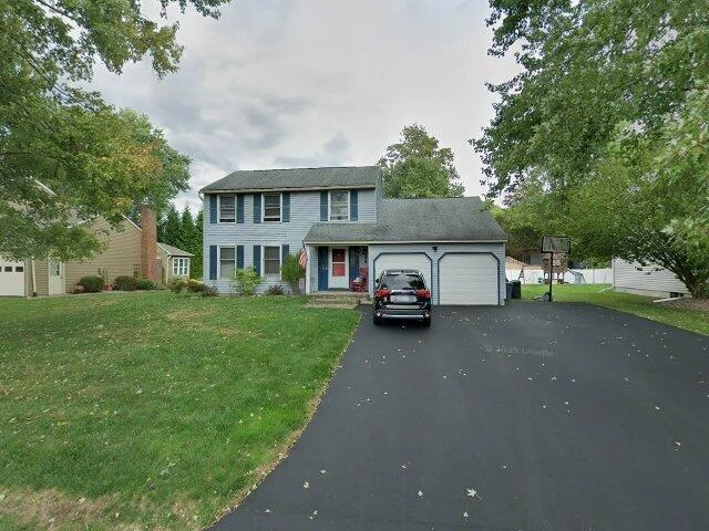 House image located at Syracuse, NY 13212