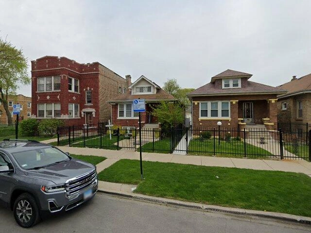 House image located at Chicago, IL 60651