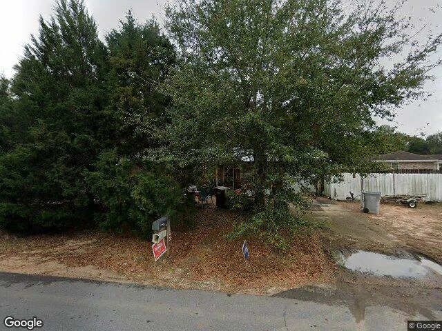 House image located at Milton, FL 32583