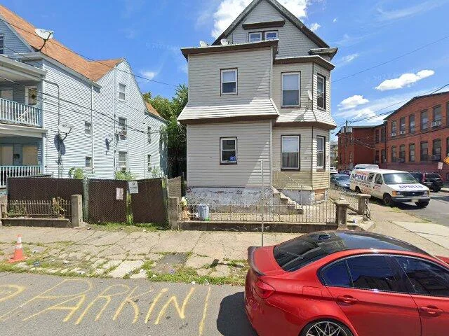 House image located at Paterson, NJ 07501