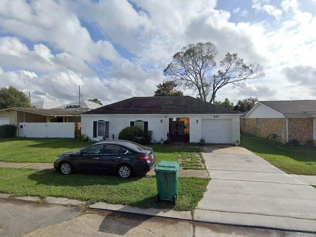 House image located at Gretna, LA 70056