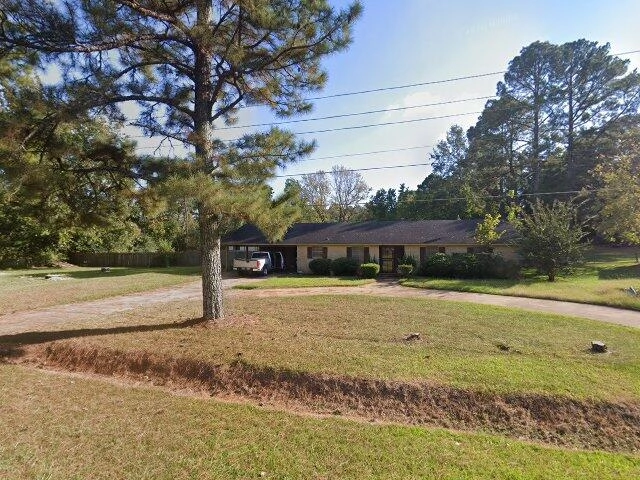 House image located at Jackson, MS 39212