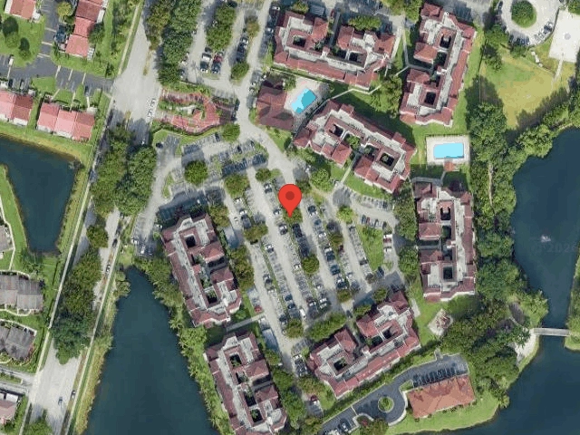 House image located at Miami, FL 33193