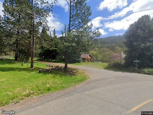 House image located at Rogue River, OR 97537