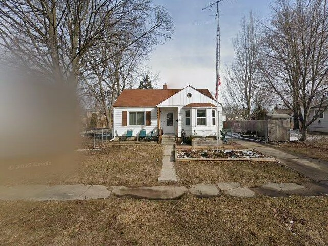 House image located at Flint, MI 48507