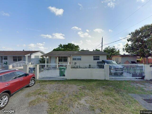 House image located at Miami, FL 33184