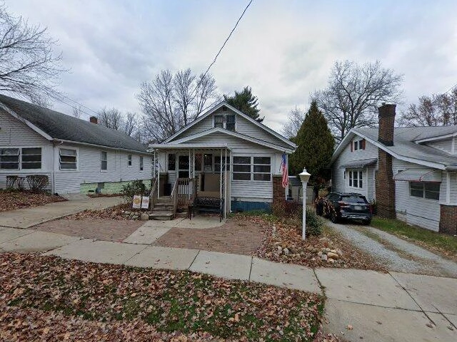 House image located at Akron, OH 44314