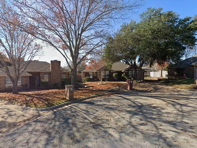 House image located at Arlington, TX 76016