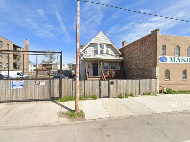 House image located at Chicago, IL 60644