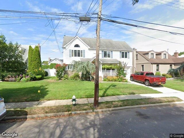 House image located at Franklin Square, NY 11010