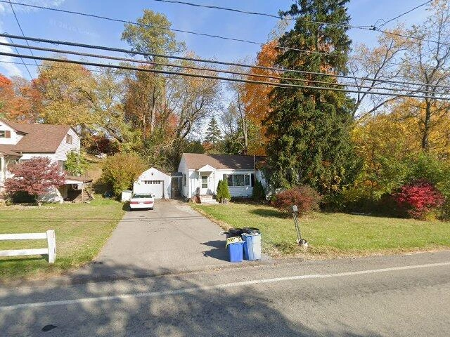 House image located at Aliquippa, PA 15001