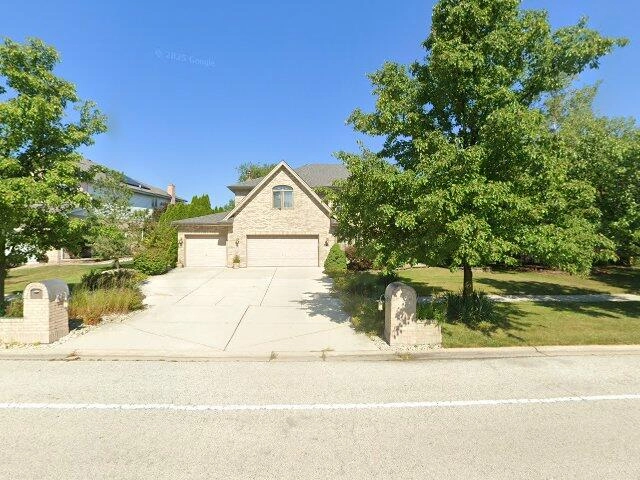 House image located at Lemont, IL 60439