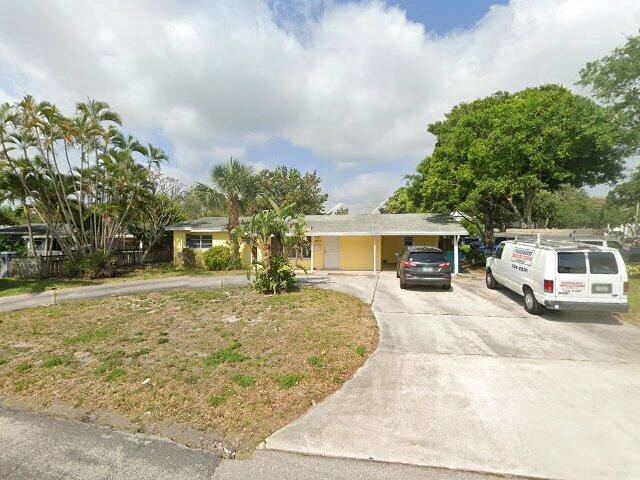House image located at Boynton Beach, FL 33435