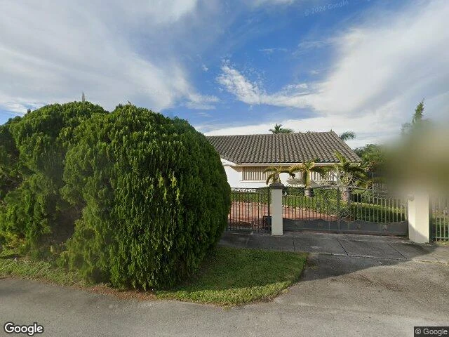 House image located at Miami, FL 33193