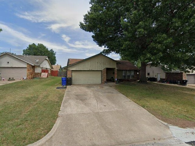 House image located at Broken Arrow, OK 74011