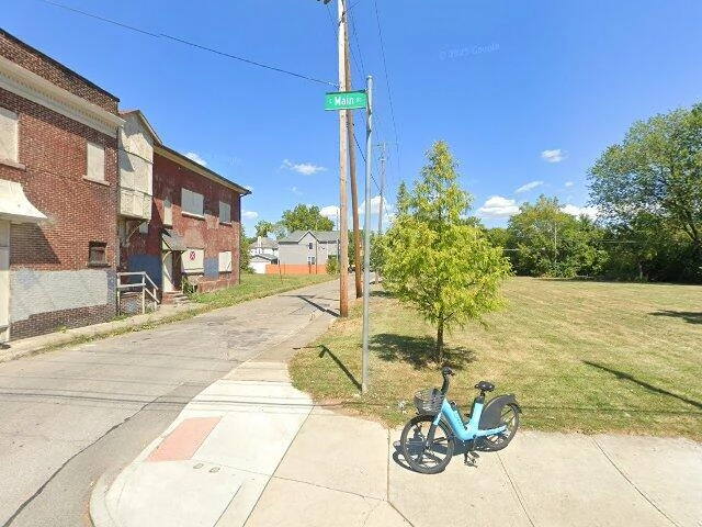 House image located at Clinton, IL 61727