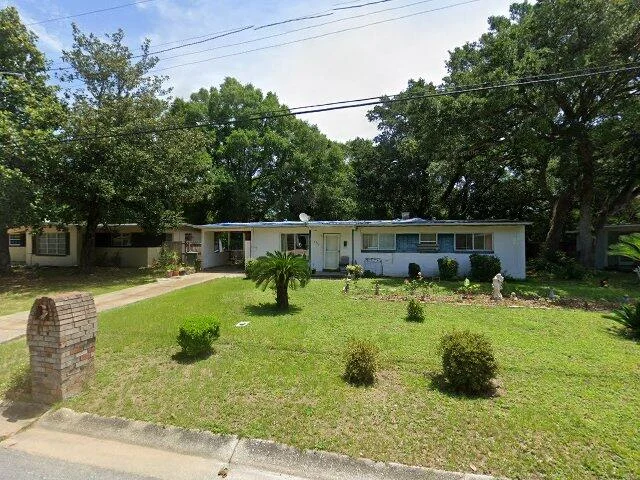 House image located at Pensacola, FL 32505