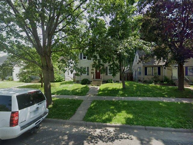 House image located at Saint Paul, MN 55119