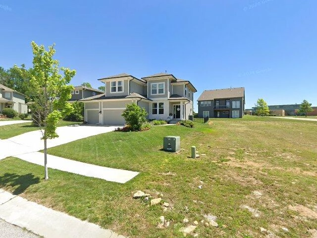 House image located at Olathe, KS 66061