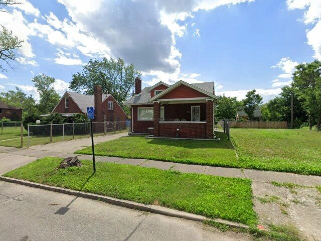 House image located at Detroit, MI 48227