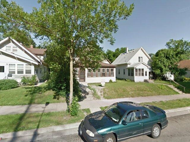 House image located at Minneapolis, MN 55412