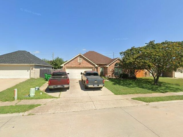 House image located at Waxahachie, TX 75165