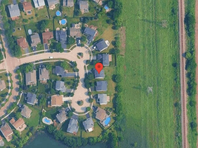 House image located at Aurora, IL 60503