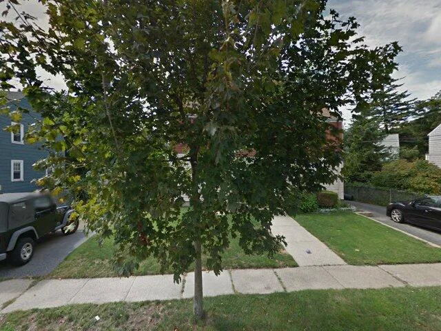 House image located at Wakefield, MA 01880