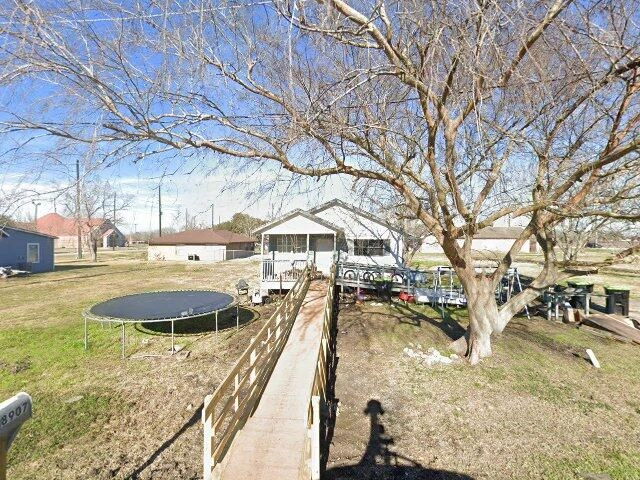 House image located at Needville, TX 77461