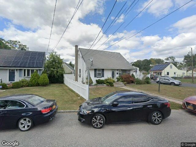 House image located at Bay Shore, NY 11706