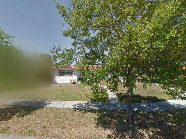 House image located at Miami, FL 33166