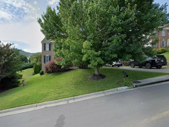 House image located at Roanoke, VA 24018