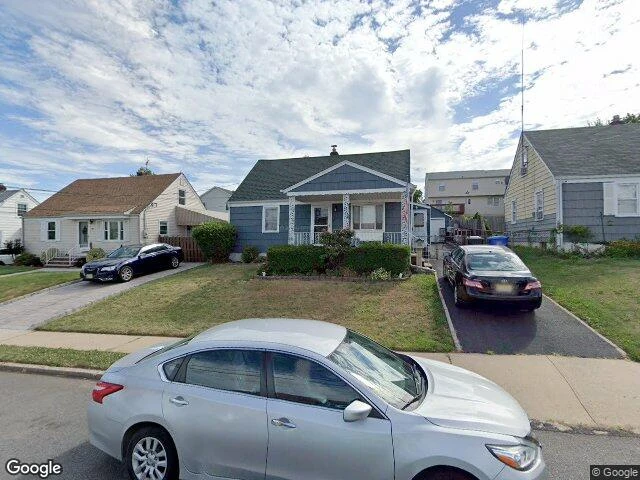 House image located at Woodbridge, NJ 07095