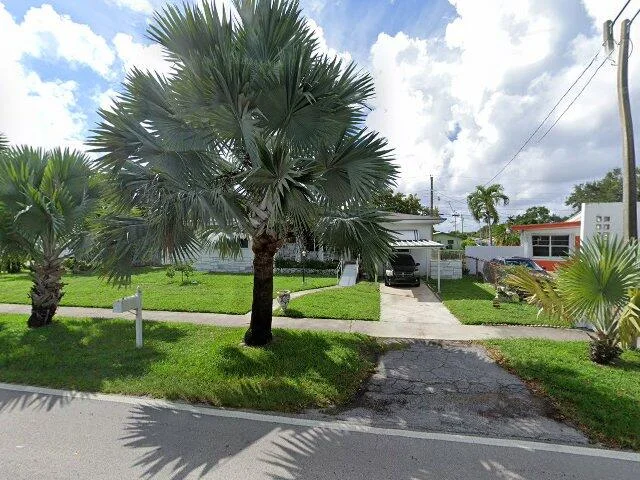 House image located at Miami, FL 33150