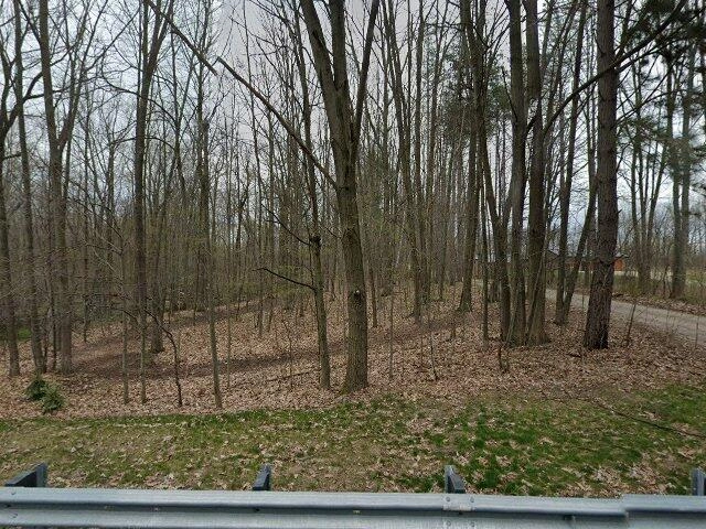 House image located at Midland, MI 48640